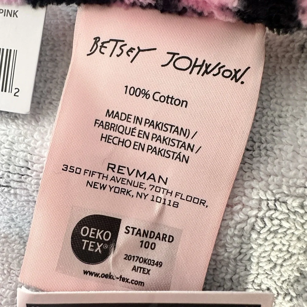 Betsey Johnson Pink Leopard Gradient Hand Towel 16x26 Cotton Bathroom NWT